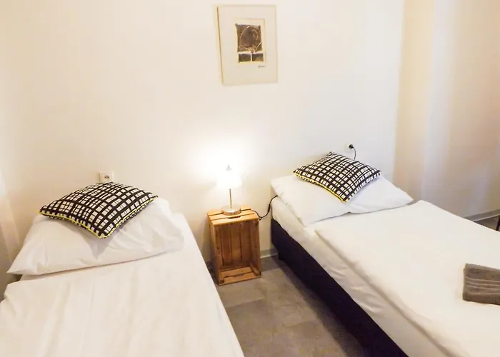 Boutique Milady H Bed & Breakfast *