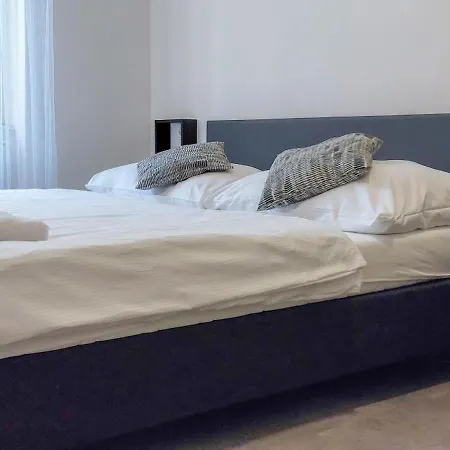 Boutique Milady H Bed & Breakfast